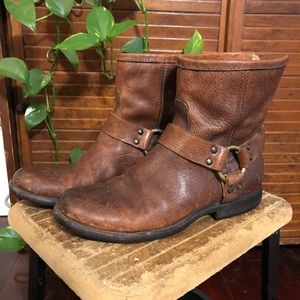 FRYE PHILLIP HARNESS BOOT